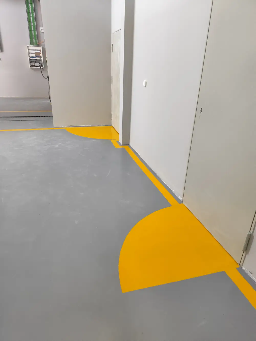 Pavimento no crematório de Palhais